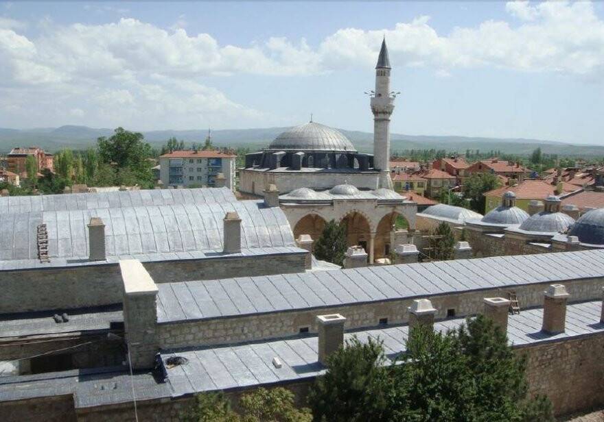 lala-mustafa-pasa-camii-ve-kulliyesi-1.jpg